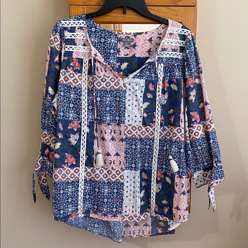 Falls Creek Coral and Navy Patterned Blouse